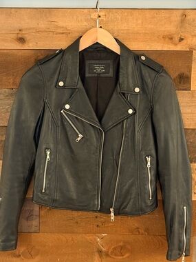 Zara Trafaluc 100% Sheep Leather L Moto Jacket Black Cropped Biker Lambskin